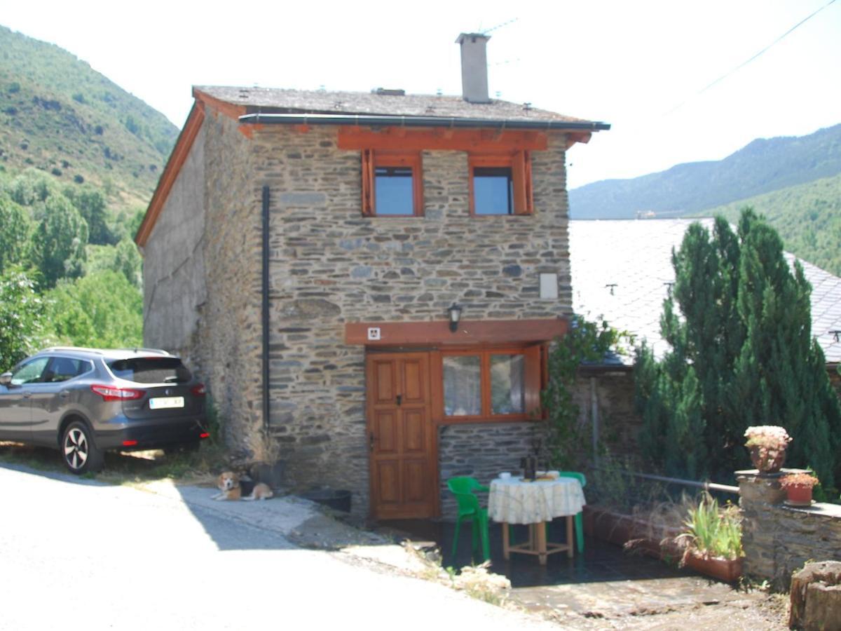 Casa Pirineu * Esterri de Cardos