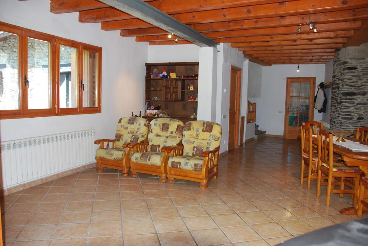 Casa Pirineu Holiday home *